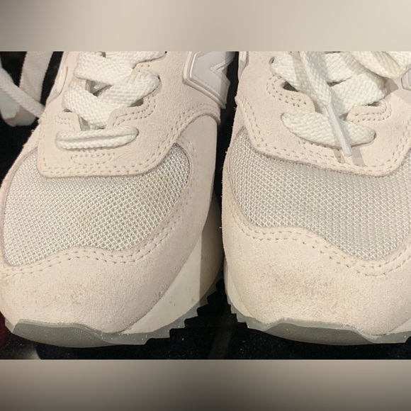 Women’s Nee Balance 574 Reflection Sneakers, Size 8 - Picture 16 of 16